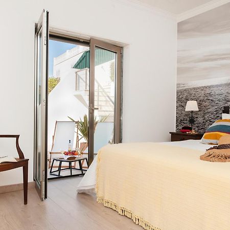 Beachouse - Surf, Bed & Breakfast Ericeira Exterior photo