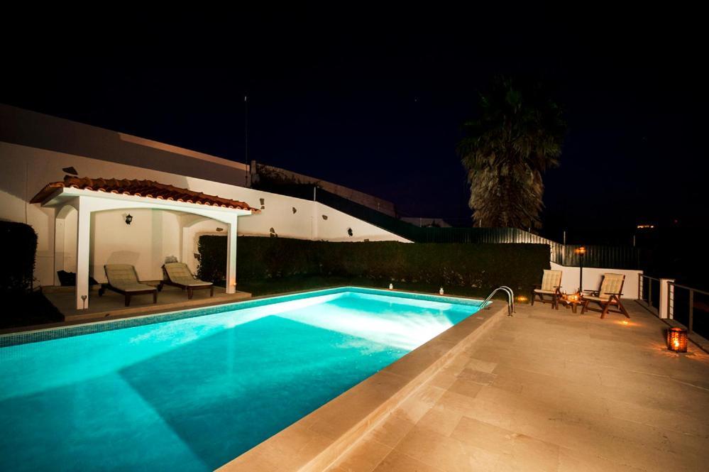 Beachouse - Surf, Bed & Breakfast Ericeira Exterior photo