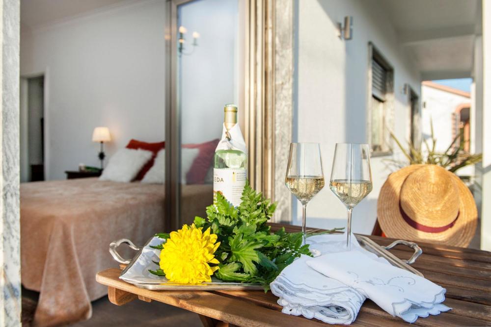 Beachouse - Surf, Bed & Breakfast Ericeira Exterior photo