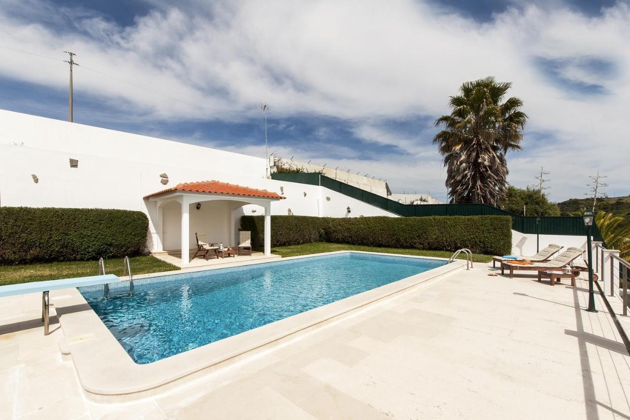 Beachouse - Surf, Bed & Breakfast Ericeira Exterior photo
