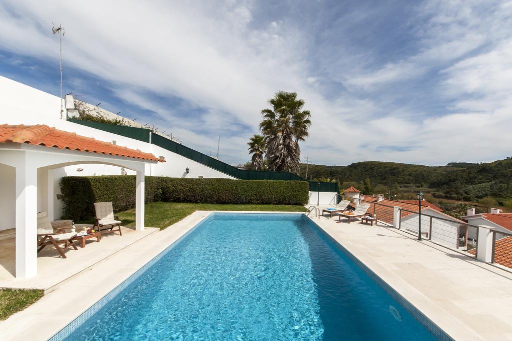 Beachouse - Surf, Bed & Breakfast Ericeira Exterior photo