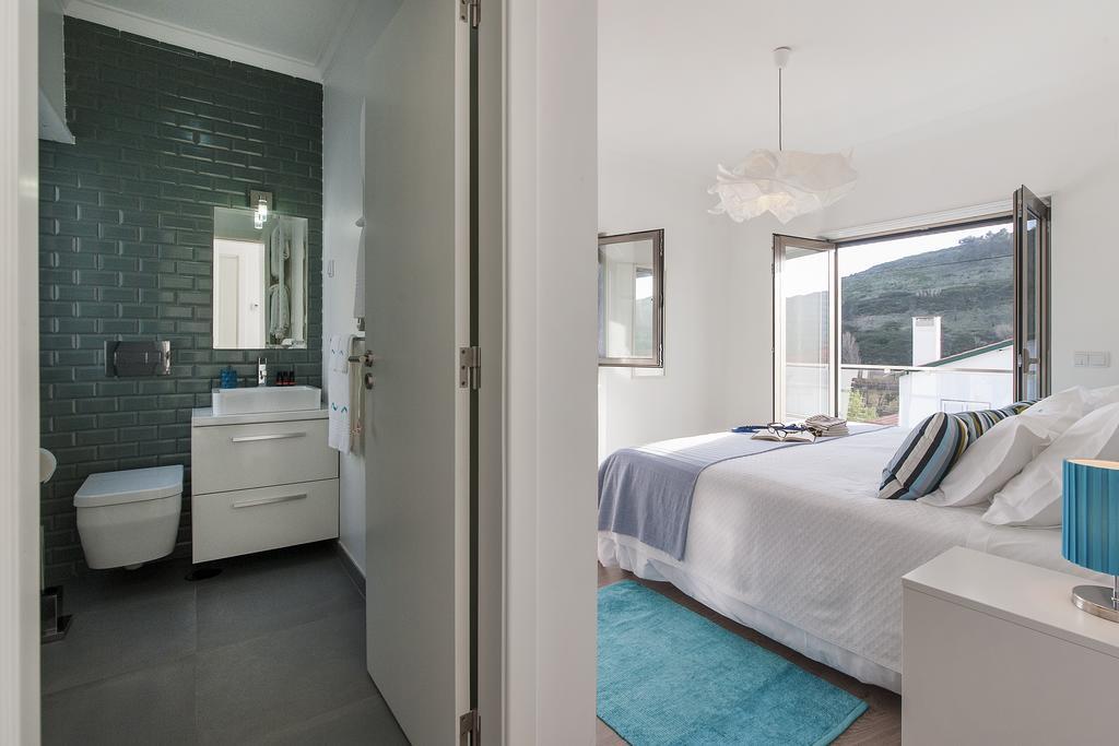 Beachouse - Surf, Bed & Breakfast Ericeira Room photo