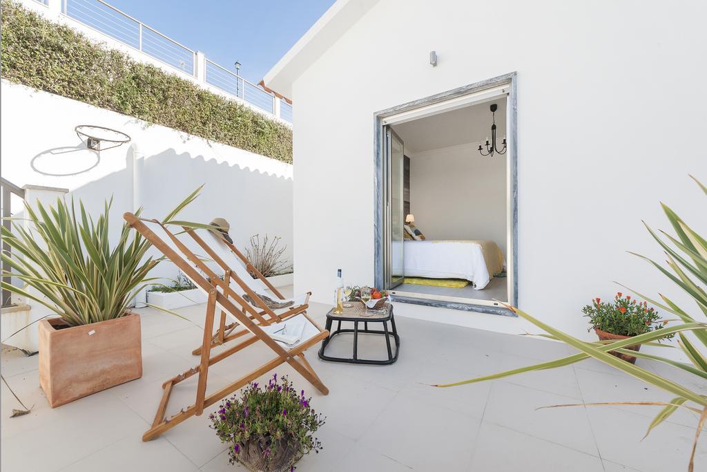 Beachouse - Surf, Bed & Breakfast Ericeira Room photo