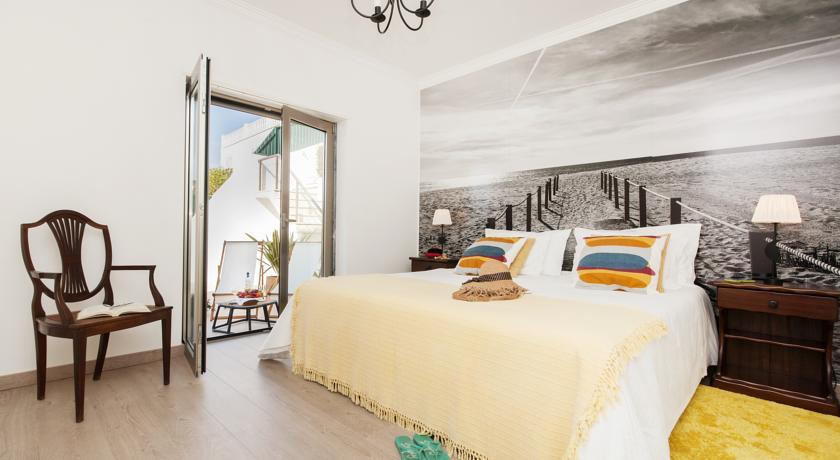 Beachouse - Surf, Bed & Breakfast Ericeira Room photo