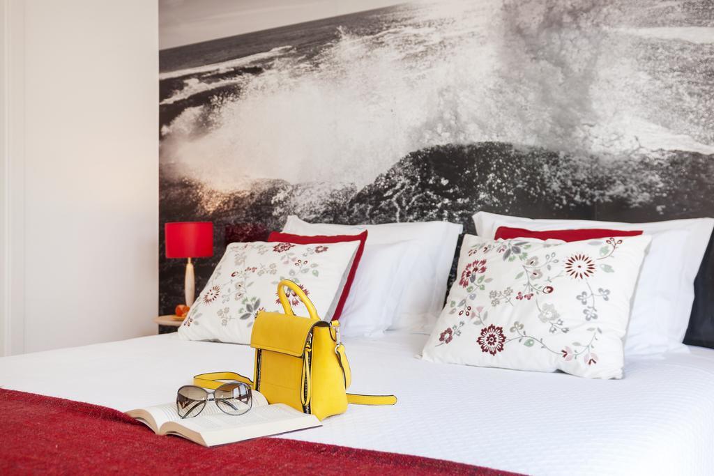 Beachouse - Surf, Bed & Breakfast Ericeira Room photo