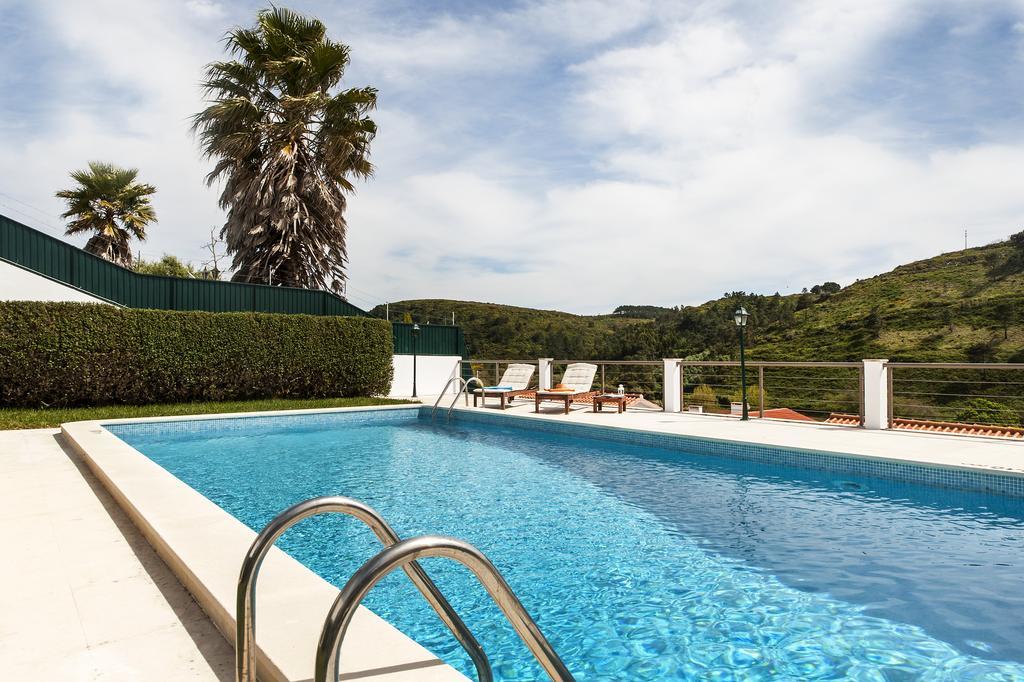 Beachouse - Surf, Bed & Breakfast Ericeira Exterior photo