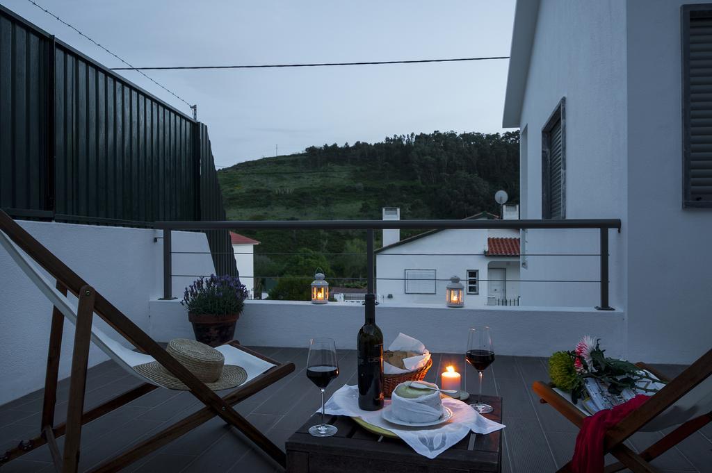 Beachouse - Surf, Bed & Breakfast Ericeira Exterior photo